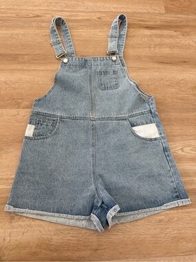 Lady’s Light Blue Denim Short Overalls